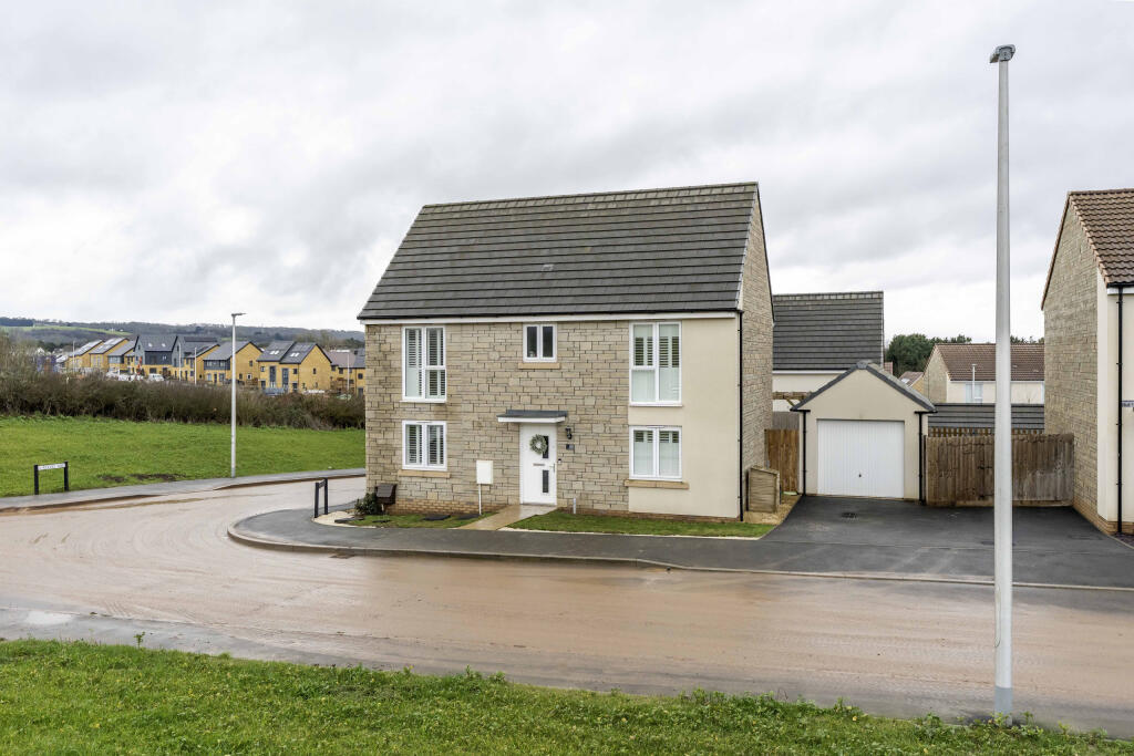 Main image of property: 88 Dyer Street, Banwell, Weston-super-Mare