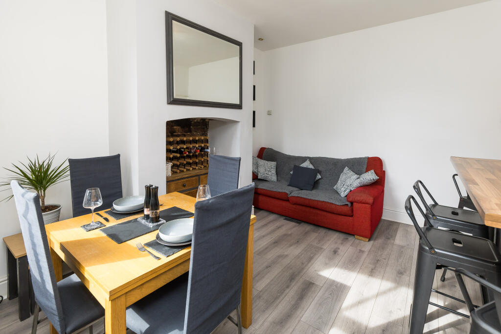House in Chester, Newtown, City of Chester - More