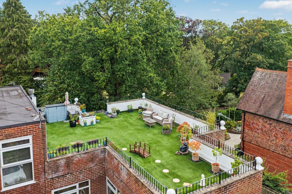 Main image of property: Penthouse, Beaulieu, 16 Leicester Road