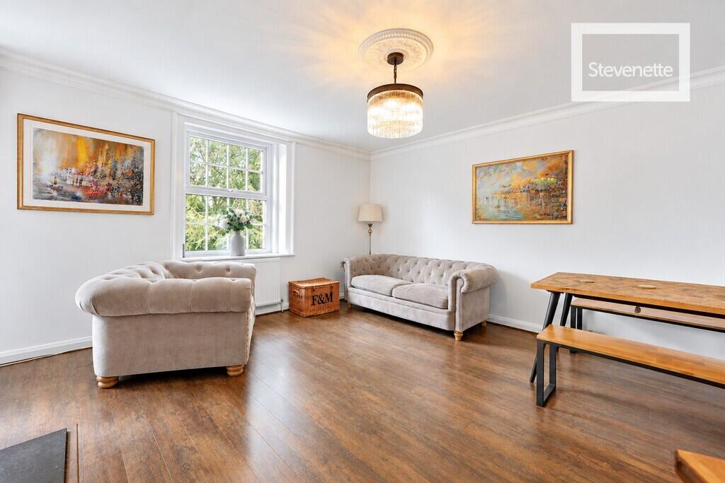 Spriggs Oak, Epping photo 4