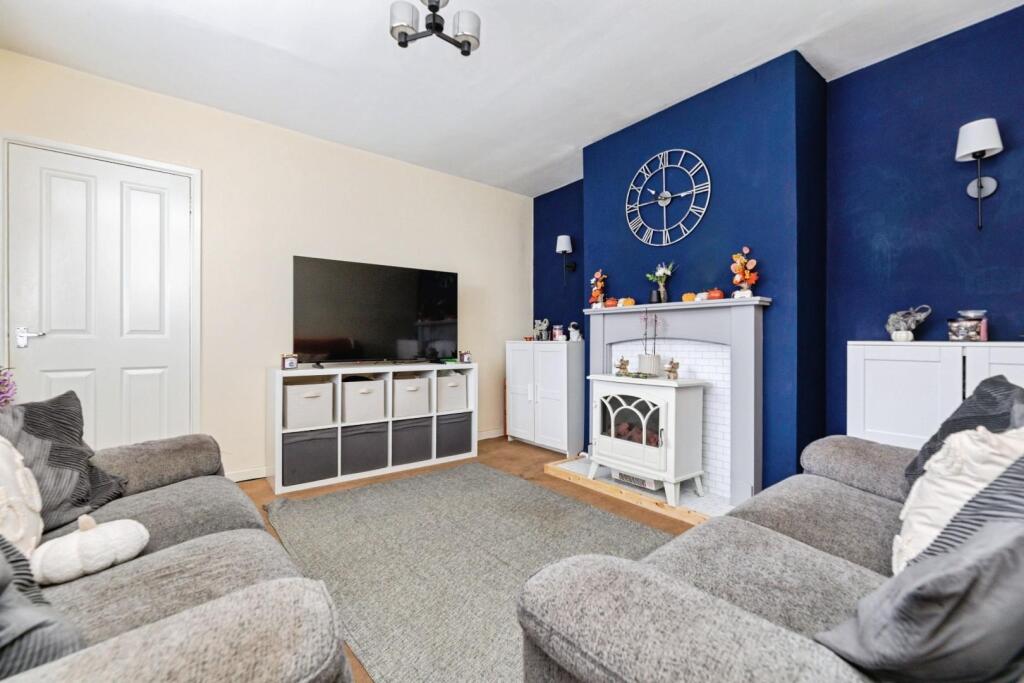 House in Sheffield, Mortomley, Ecclesfield - View 5