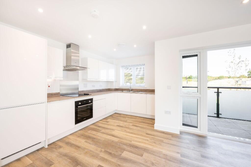 Apartment in Finchampstead - View 2