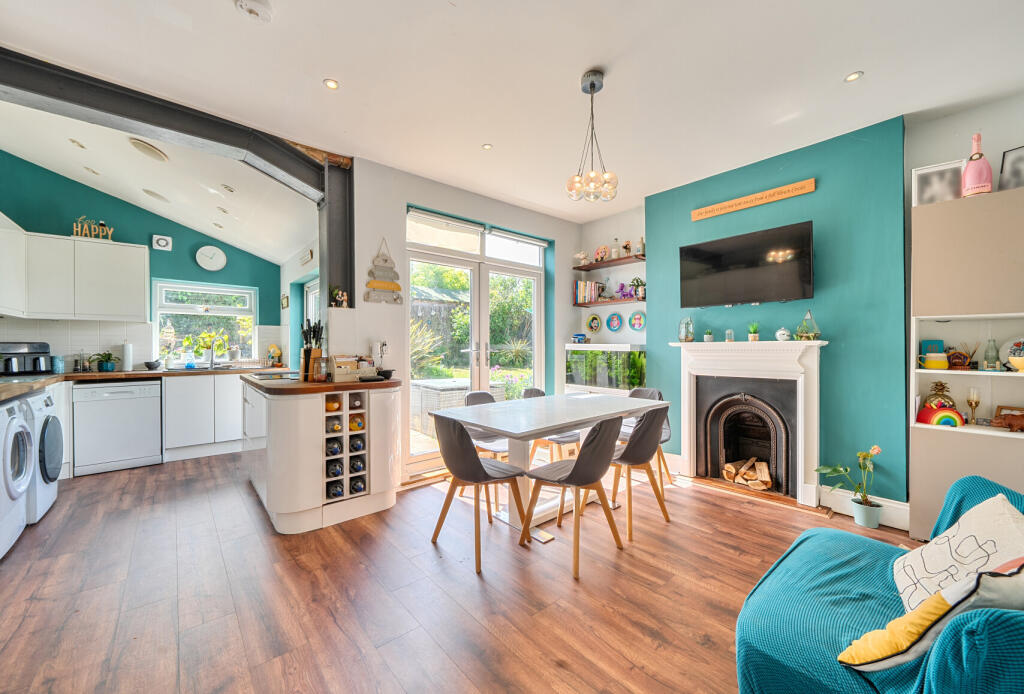 Main image of property: The Crescent, Sutton, SM1