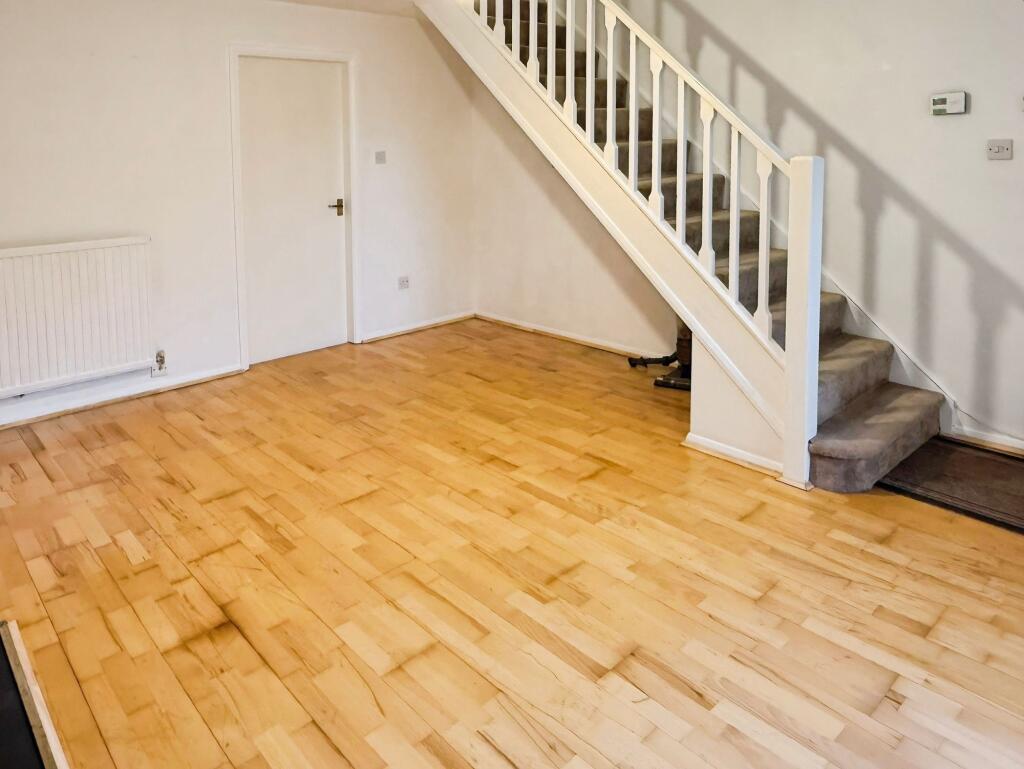 House in Leicester, Knighton Fields - View 2