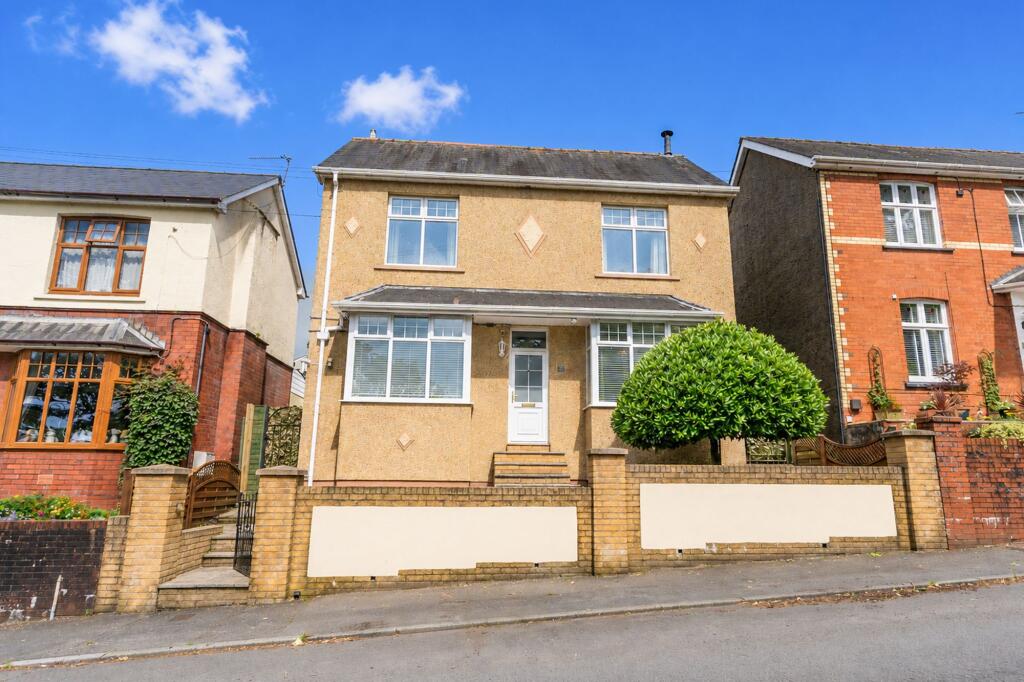 Main image of property: Griffithstown, Pontypool, NP4
