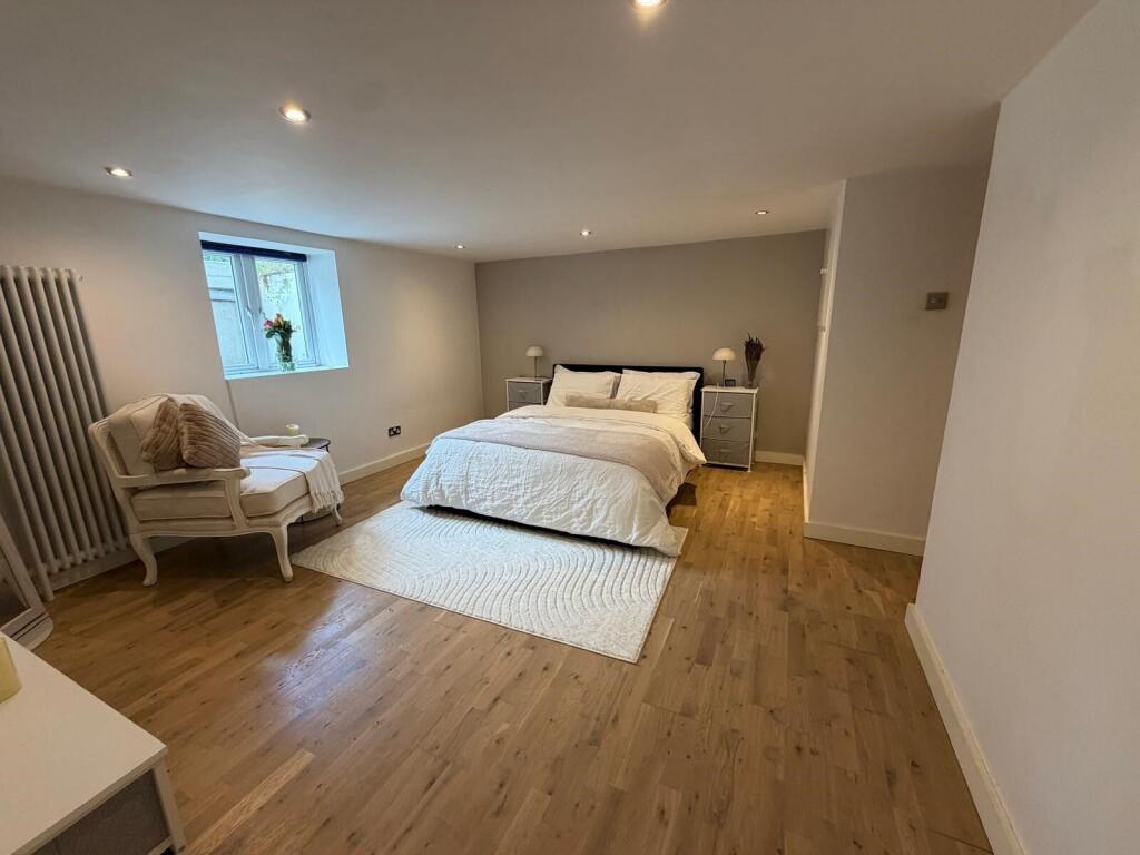 Apartment in Bromley - View 5
