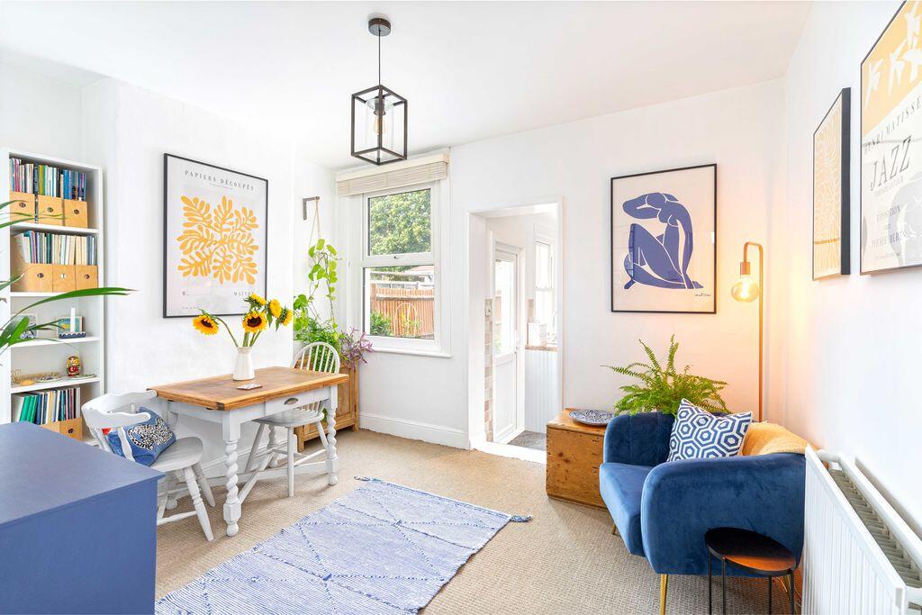 House in South Croydon, Waddon - View 5