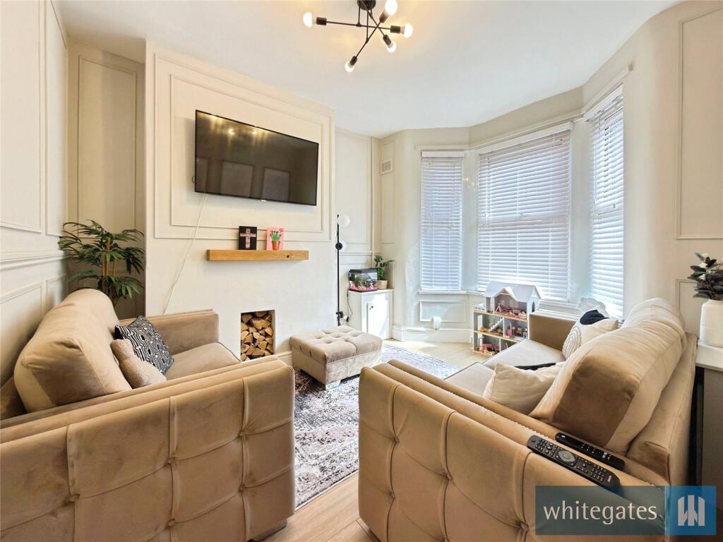 House in Sefton, Liverpool City Region - View 3