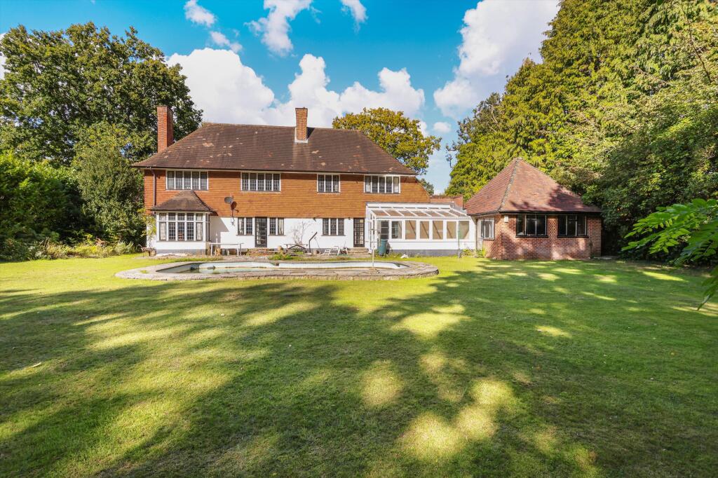 House in Kingston upon Thames