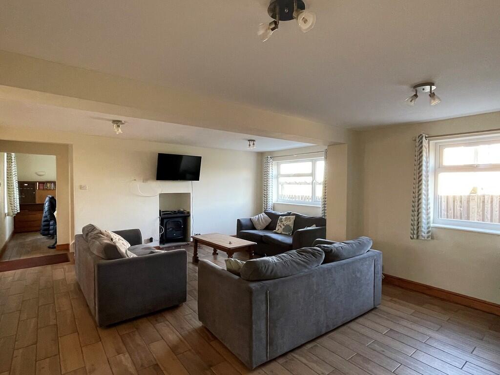 House in Melton, Clawson, Hose and Harby - View 4