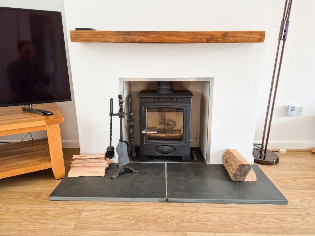 House in Tormarton, South Gloucestershire - More