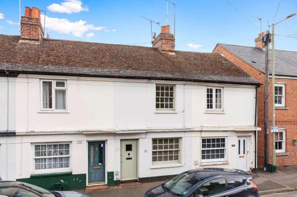 Main image of property: Park Street, Thame, OX9