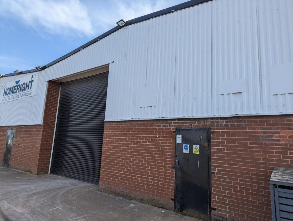 Main image of property: Liver Industrial Estate, Long Lane, Liverpool, Merseyside, L9