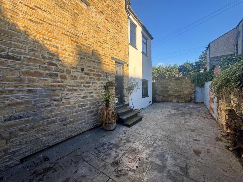 Additional image 15 of Crag Hill Road, Thackley, Bradford
