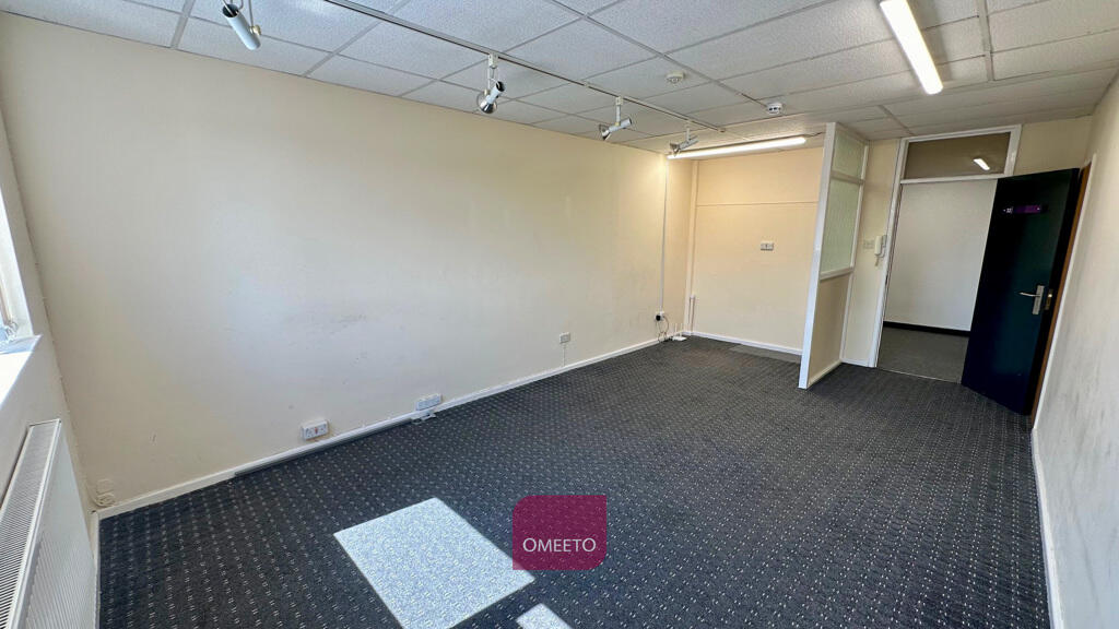 Office 32 to Let