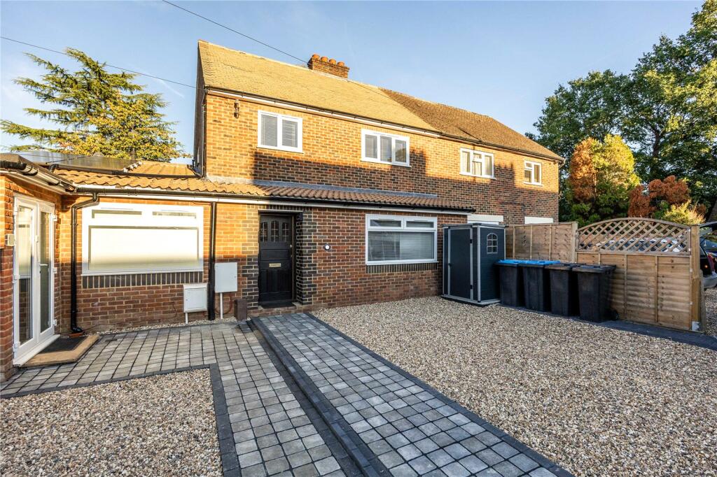 Main image of property: Cedar Close, Warlingham, Surrey, CR6