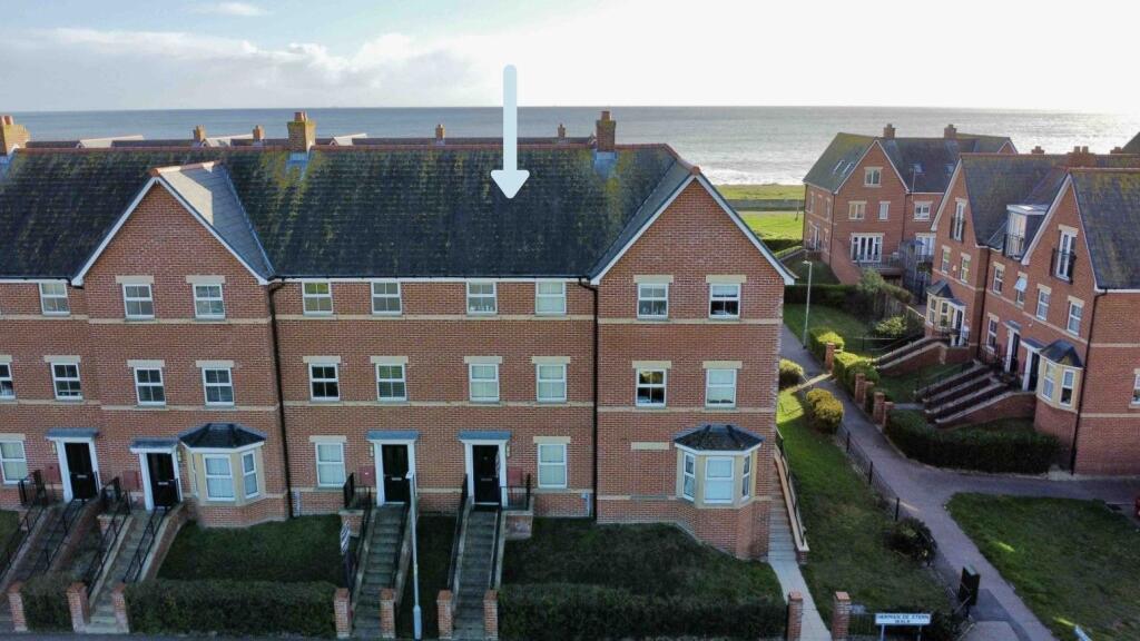 4-bed house on Herman De Stern Walk, Felixstowe IP11, £285,000