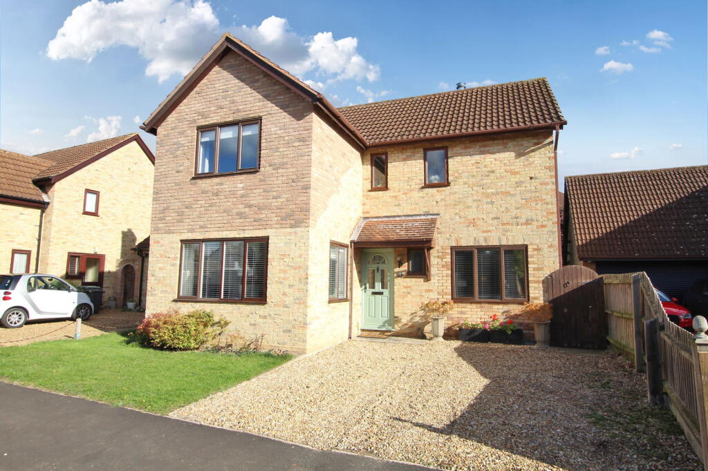 Main image of property: Queens Close,Northill,Biggleswade,SG18 9AR