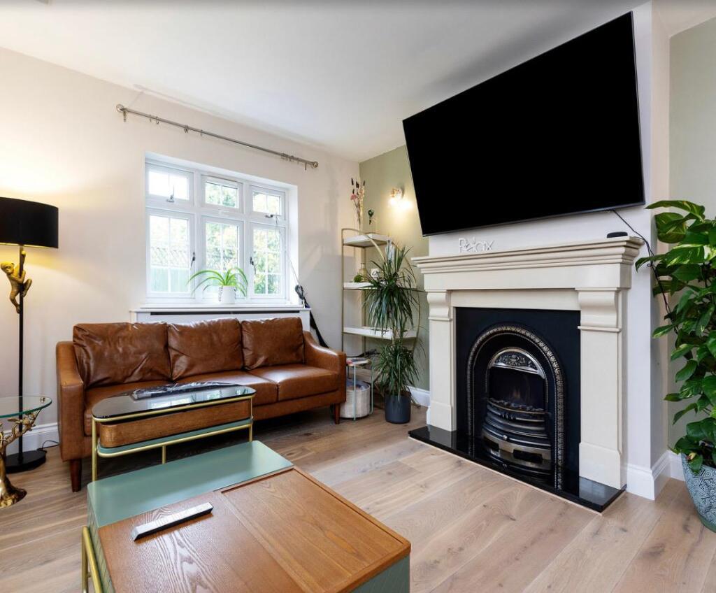 House in London - More