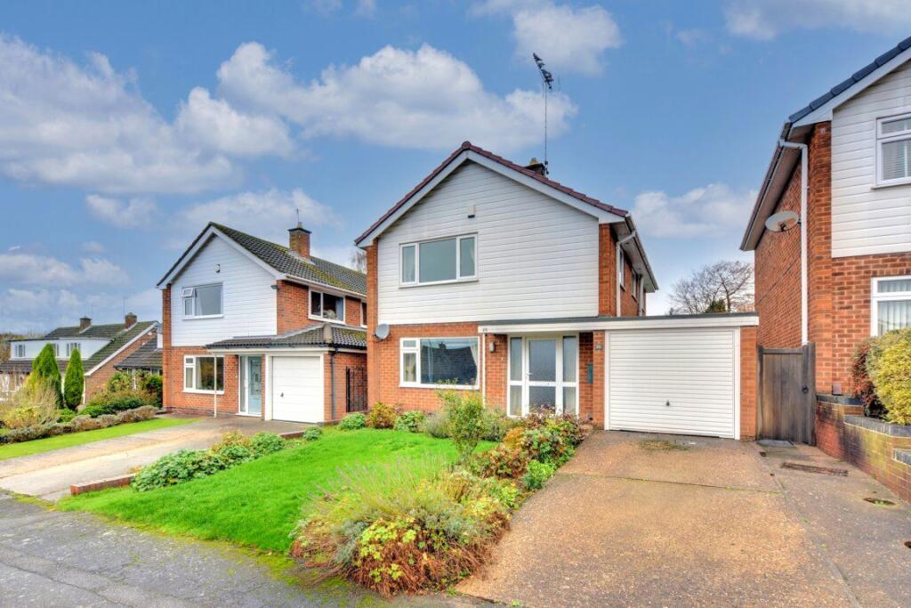 Main image of property: Rannoch Rise, Arnold, Nottingham, NG5 8FJ