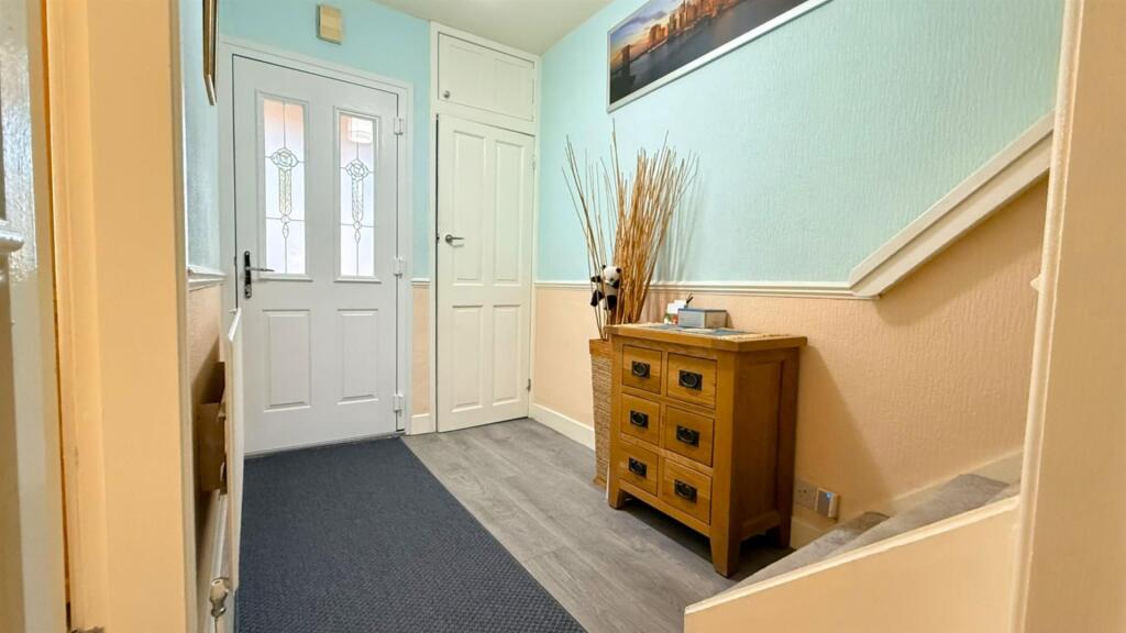 Wychall Road, Northfield, Birmingham photo 5