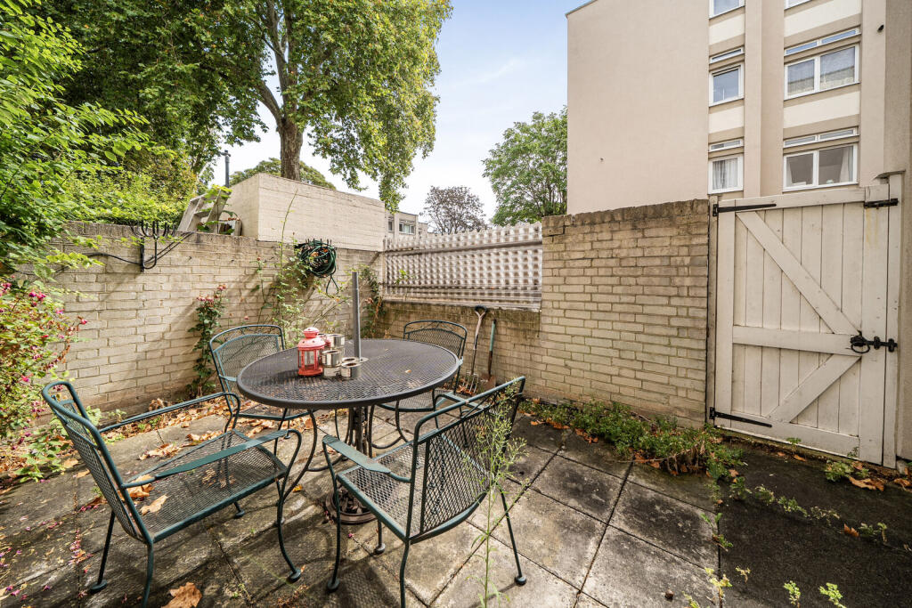 House in London - View 4