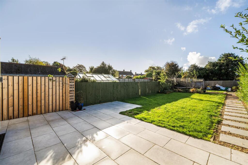 House in Dorchester - View 2