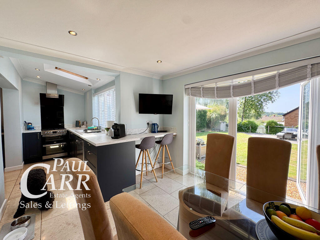 House in Birmingham, Sutton Coldfield - View 3