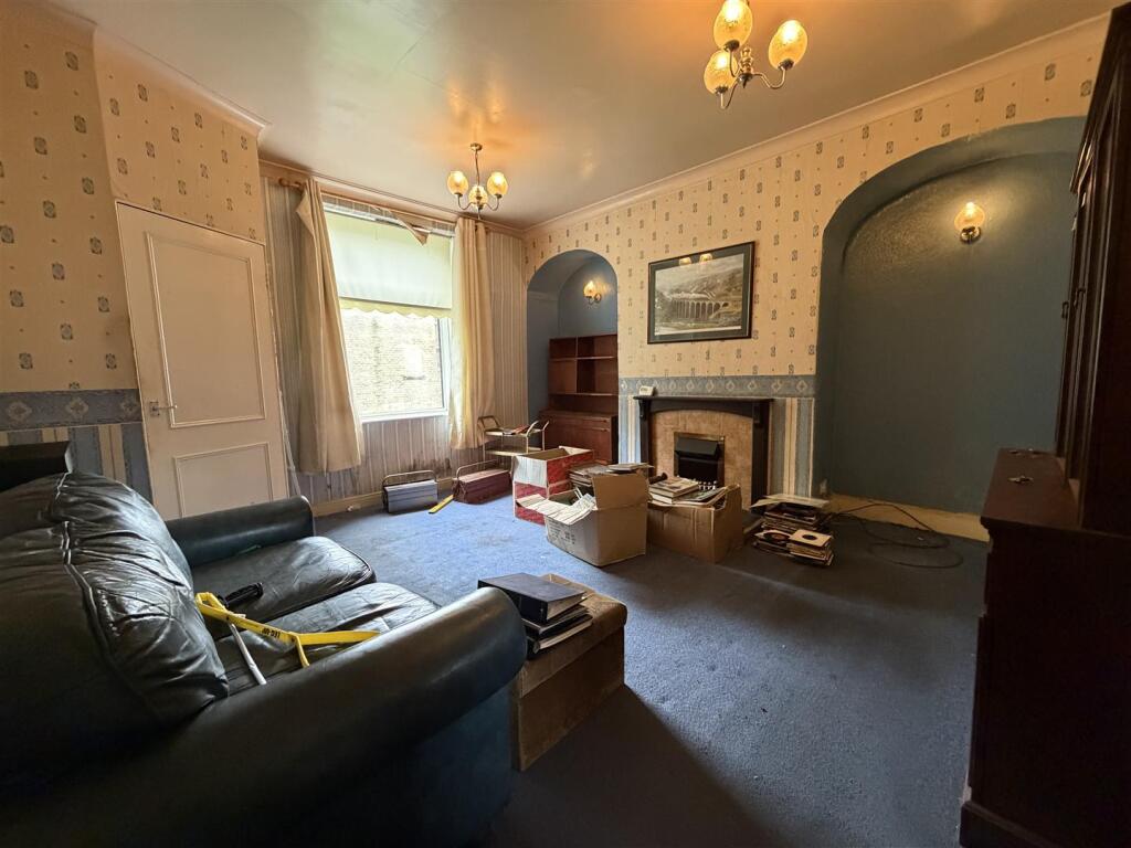 House in Bradford, Haworth and Stanbury - View 5