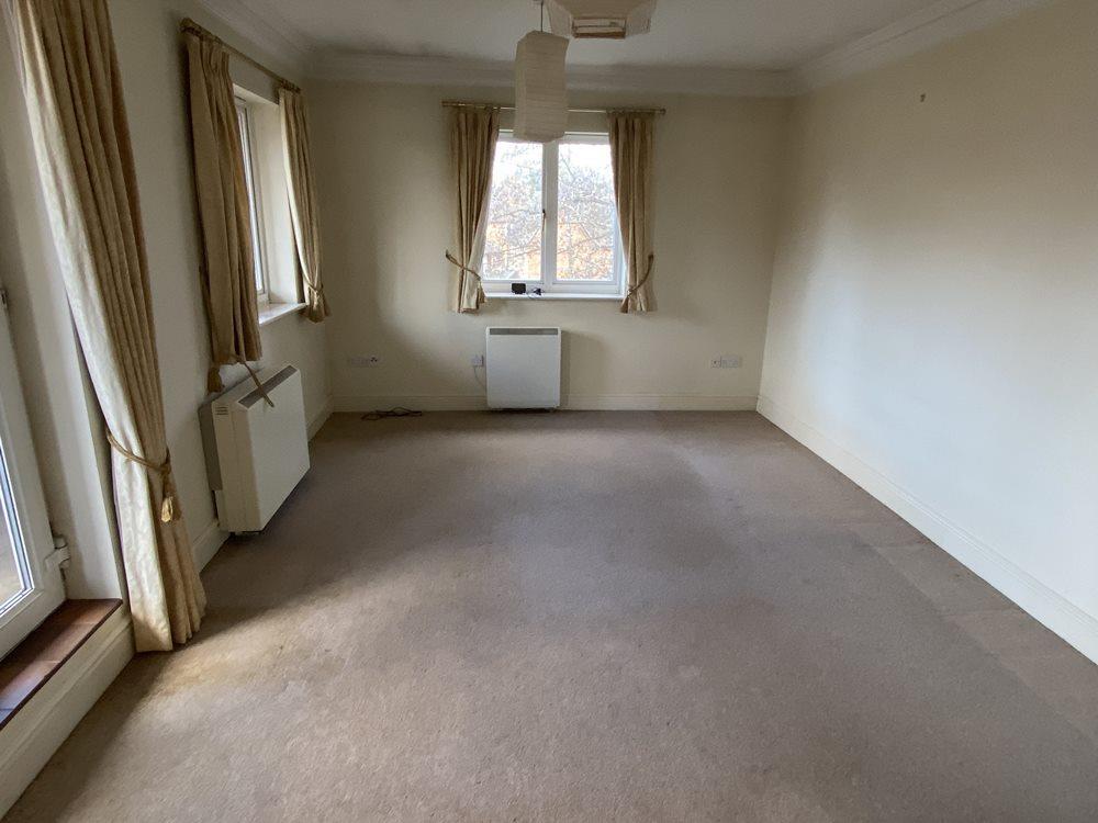 Apartment in Twyford, Wokingham - View 2
