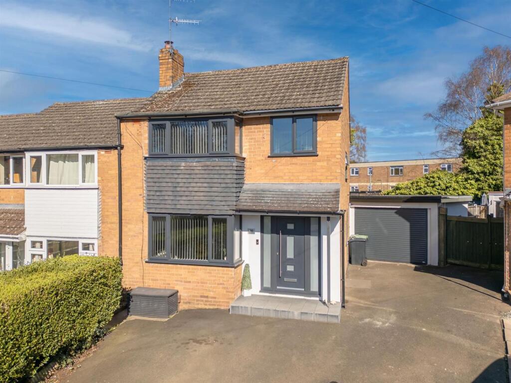 Main image of property: Maypole Drive, Old Quarter, Stourbridge, DY8 3TZ