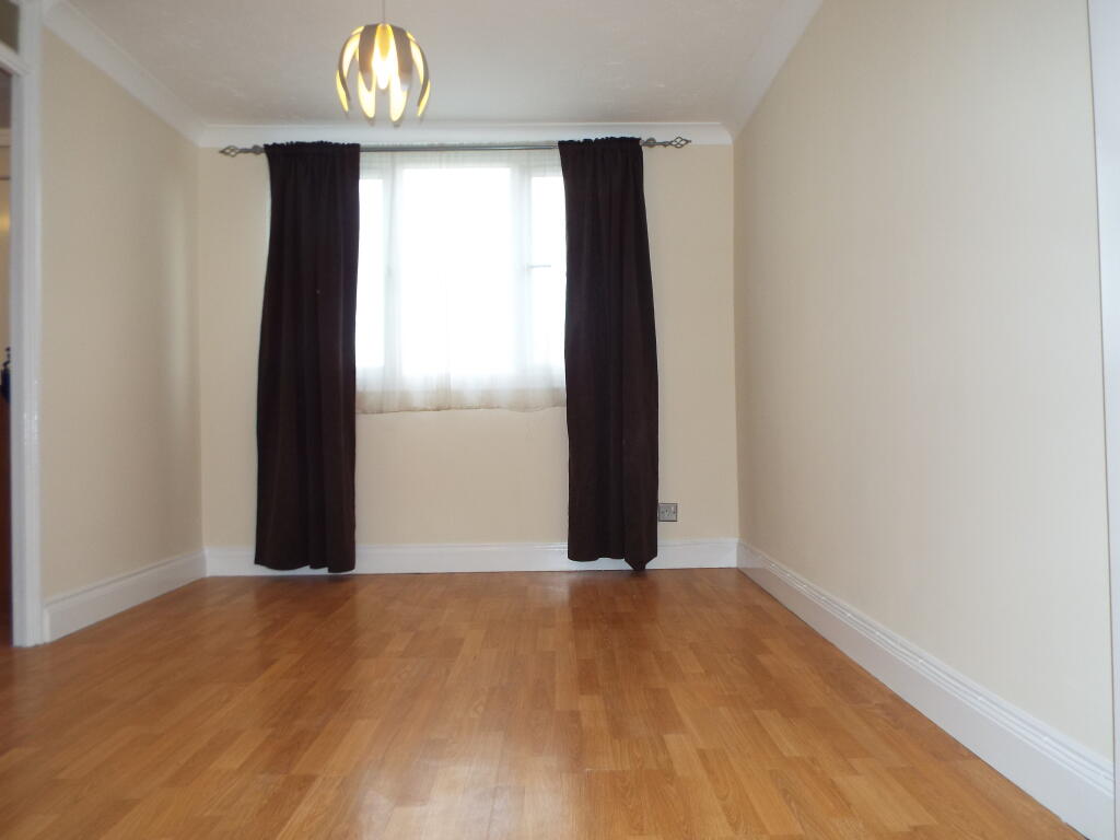 House in North Hertfordshire, Hertfordshire - View 4