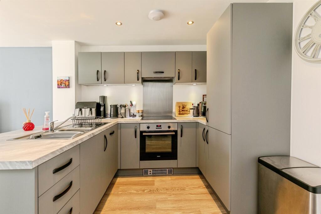 House in Bristol, North Somerset - View 3