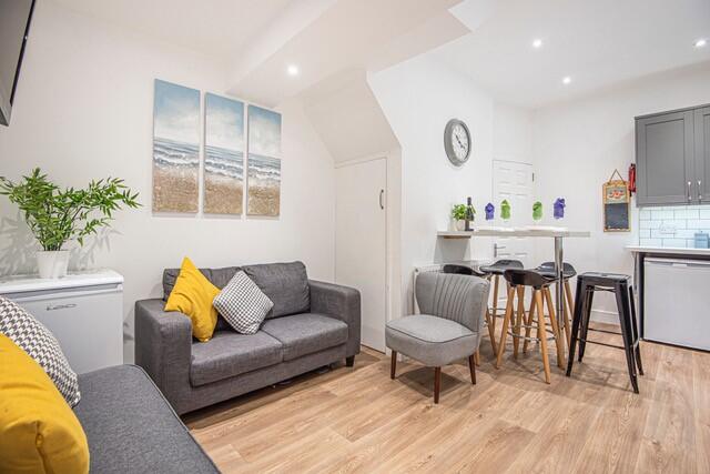 House in Exeter, St Leonards - More