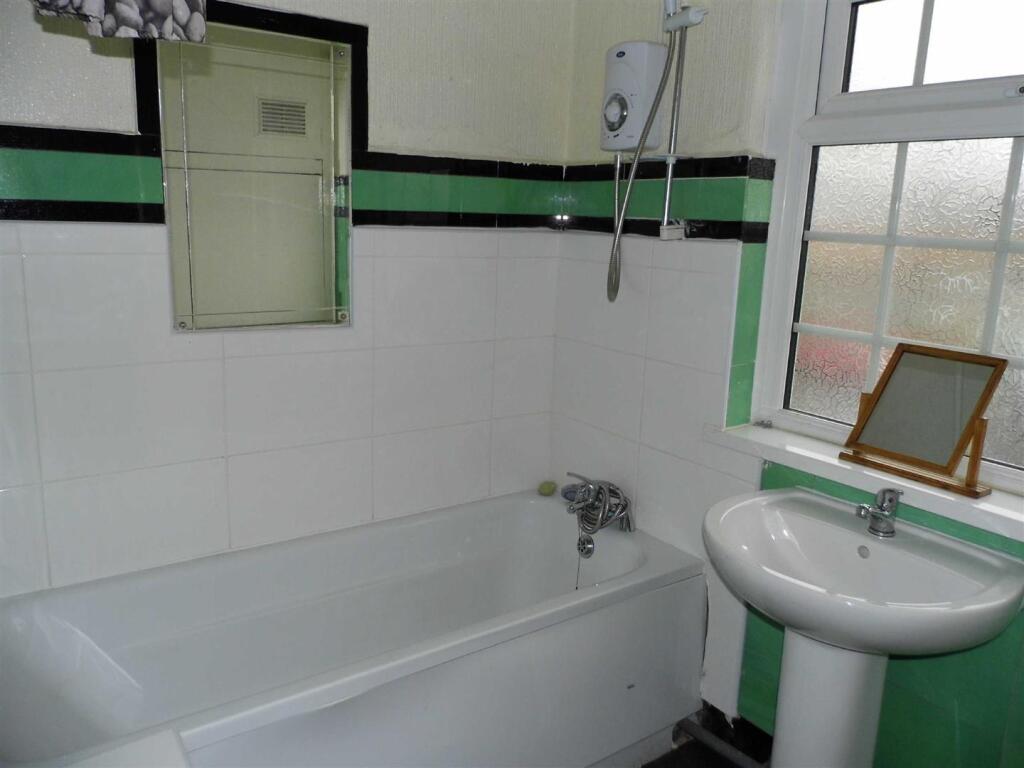 Additional image 8 of Roebuck Lane, West Bromwich