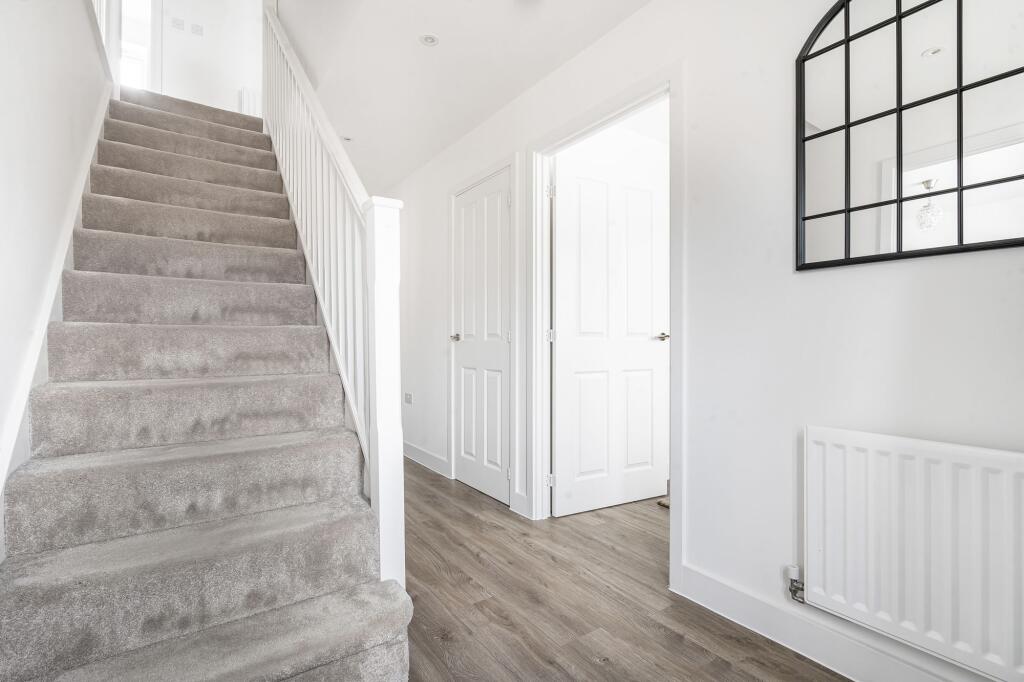 House in East Cambridgeshire, Orchards Green, Ely - View 5