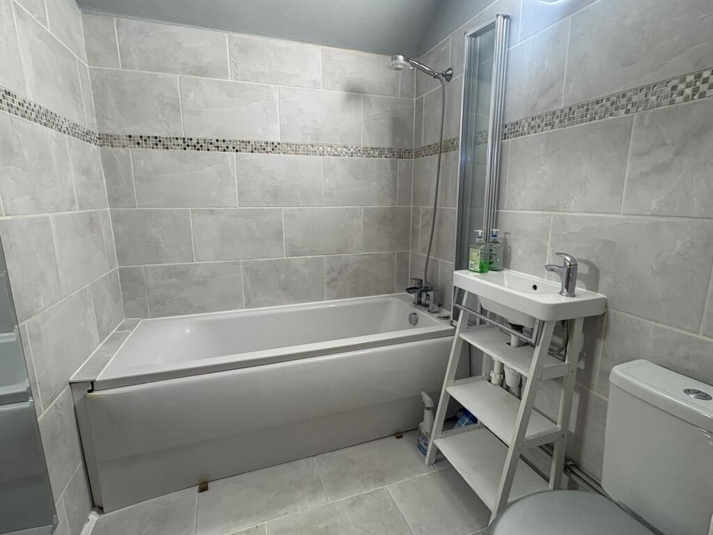 Apartment in Cherwell, Banbury - More