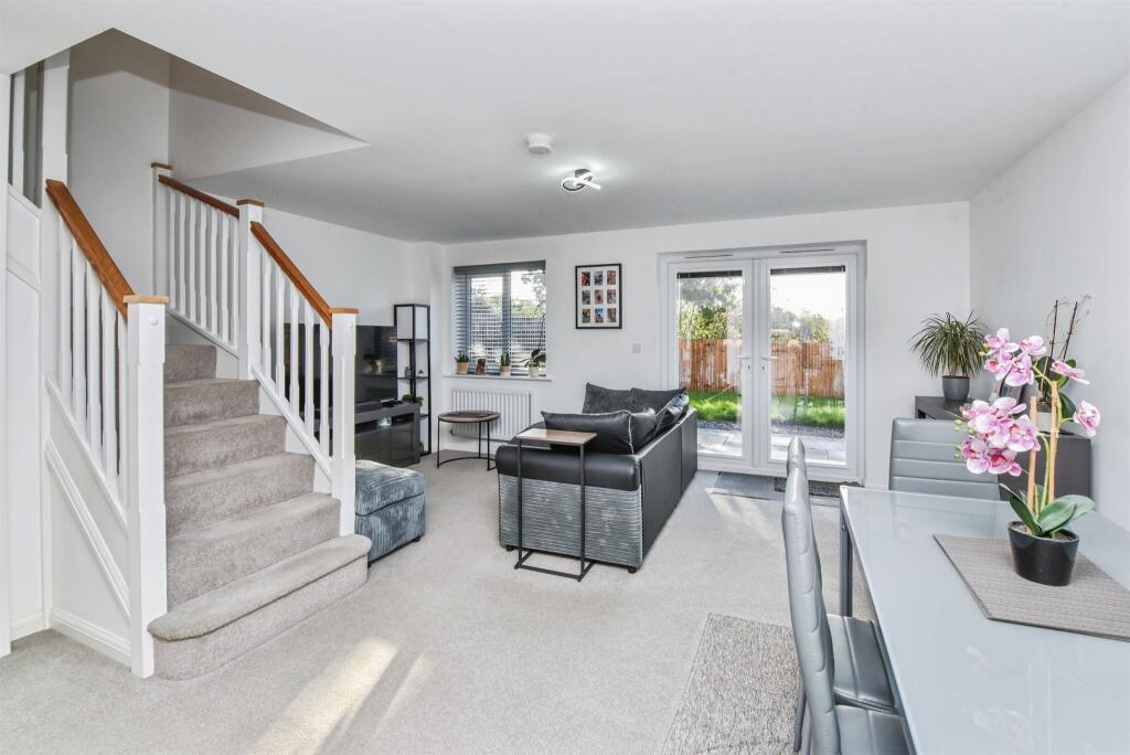 Callum Way, Westbury photo 2