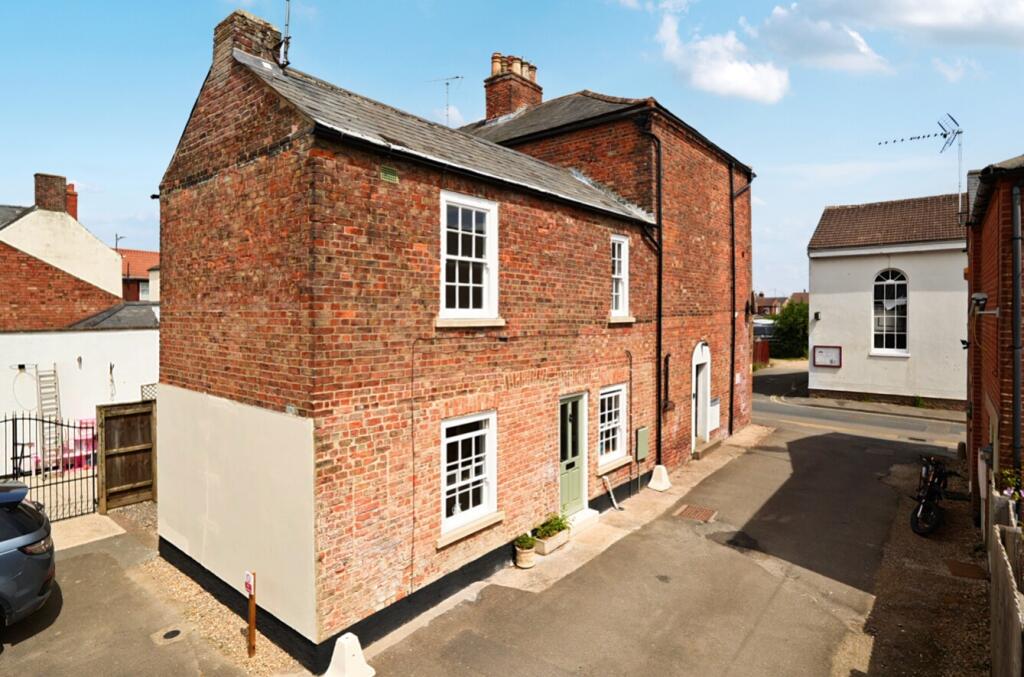 Main image of property: Albert Street, Holbeach, Spalding, Lincolnshire, PE12