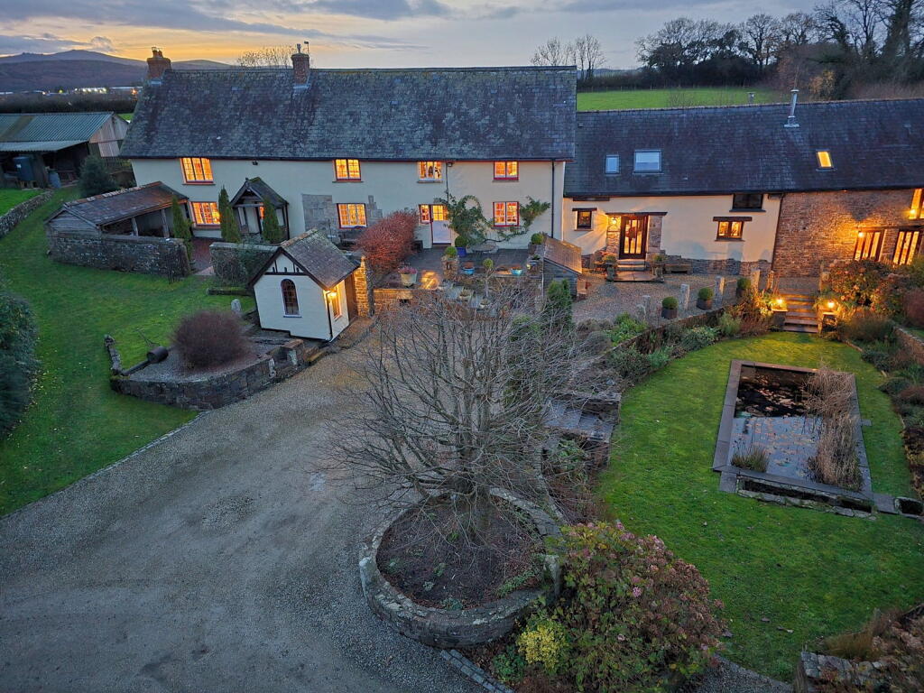 Main image of property: Okehampton, EX20 2RU