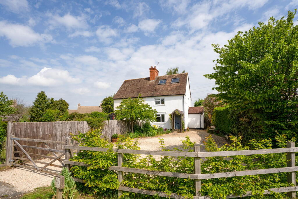 Main image of property: Lower Green, Lower Brailes, Banbury, Oxfordshire, OX15 5HZ