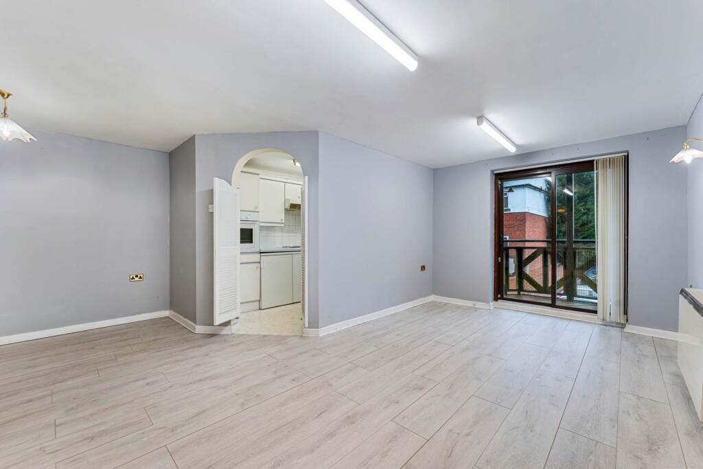 Tower Grange, Salford photo 3