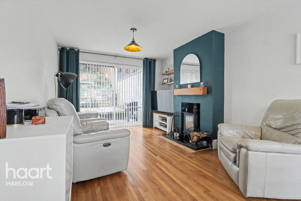 3-bed semi-detached on Watersmeet, Harlow, £425,000