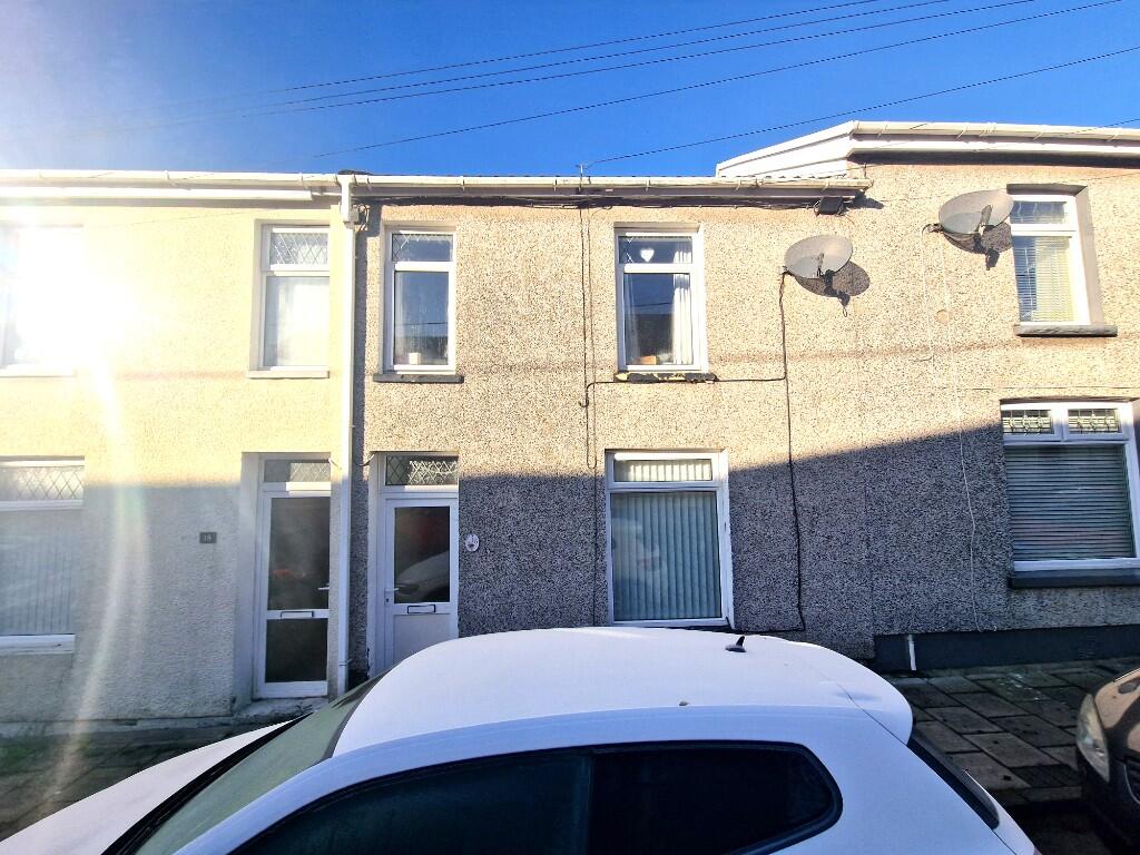 4-bed terraced on Francis Street, FLEUR DE LIS, NP12, £130,000