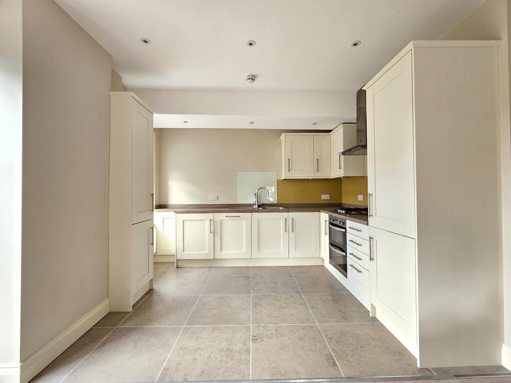 Apartment in Shrewsbury - More