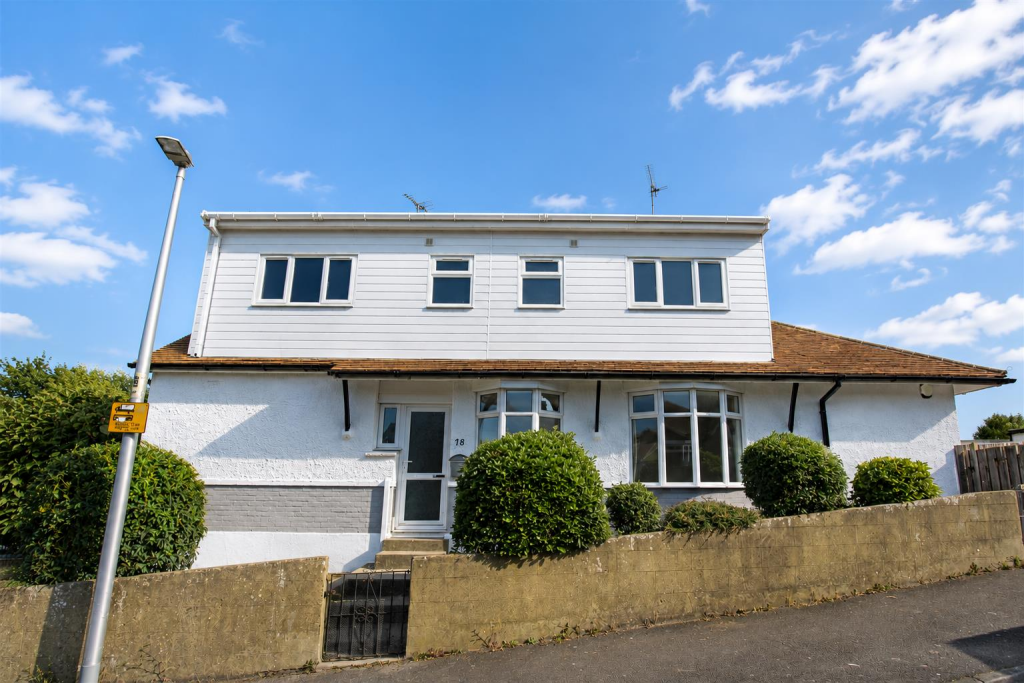 3-bed semi-detached on Eastcourt Lane, Gillingham, £380,000