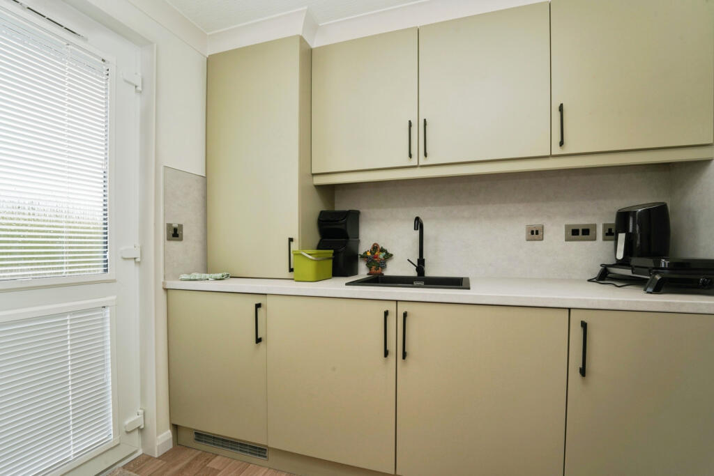 Evesham, Worcestershire, WR11 photo 4