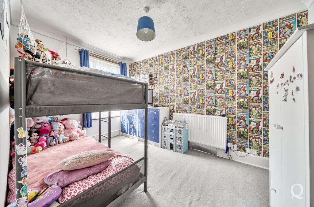House in Swale, Grove Park, Milton Regis - More