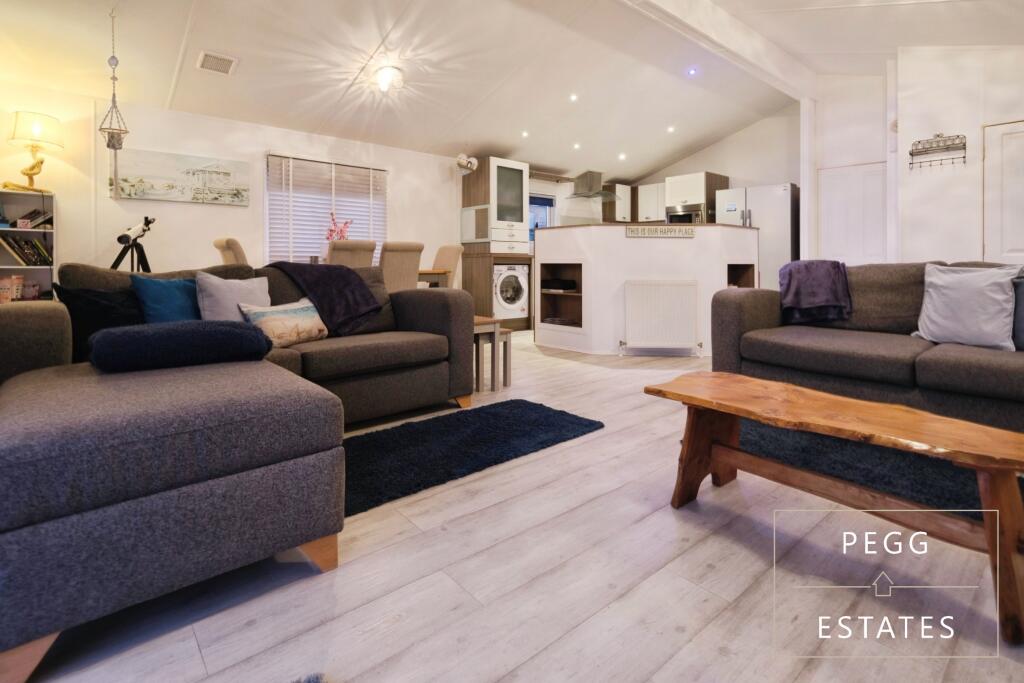 Loxleys Devon Lodge, Brixham photo 3