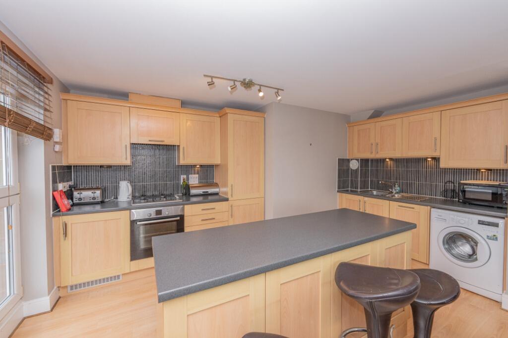 Apartment in Edinburgh, Moat, Hutchison/Chesser - View 5